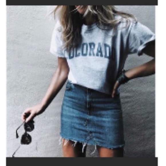 Hollister Dresses & Skirts - HOLLISTER HIGH-RISE DENIM SKIRT
